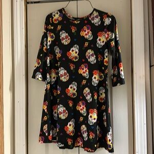 Amy Byer Halloween skull dress. Sz L (14)